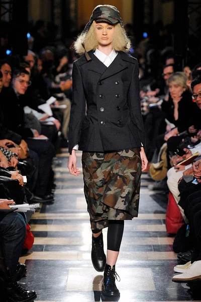 Look 44
